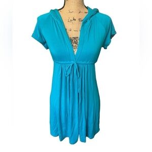 Robin Piccone Swim cover up with hood. Women’s Size Medium. Super soft.